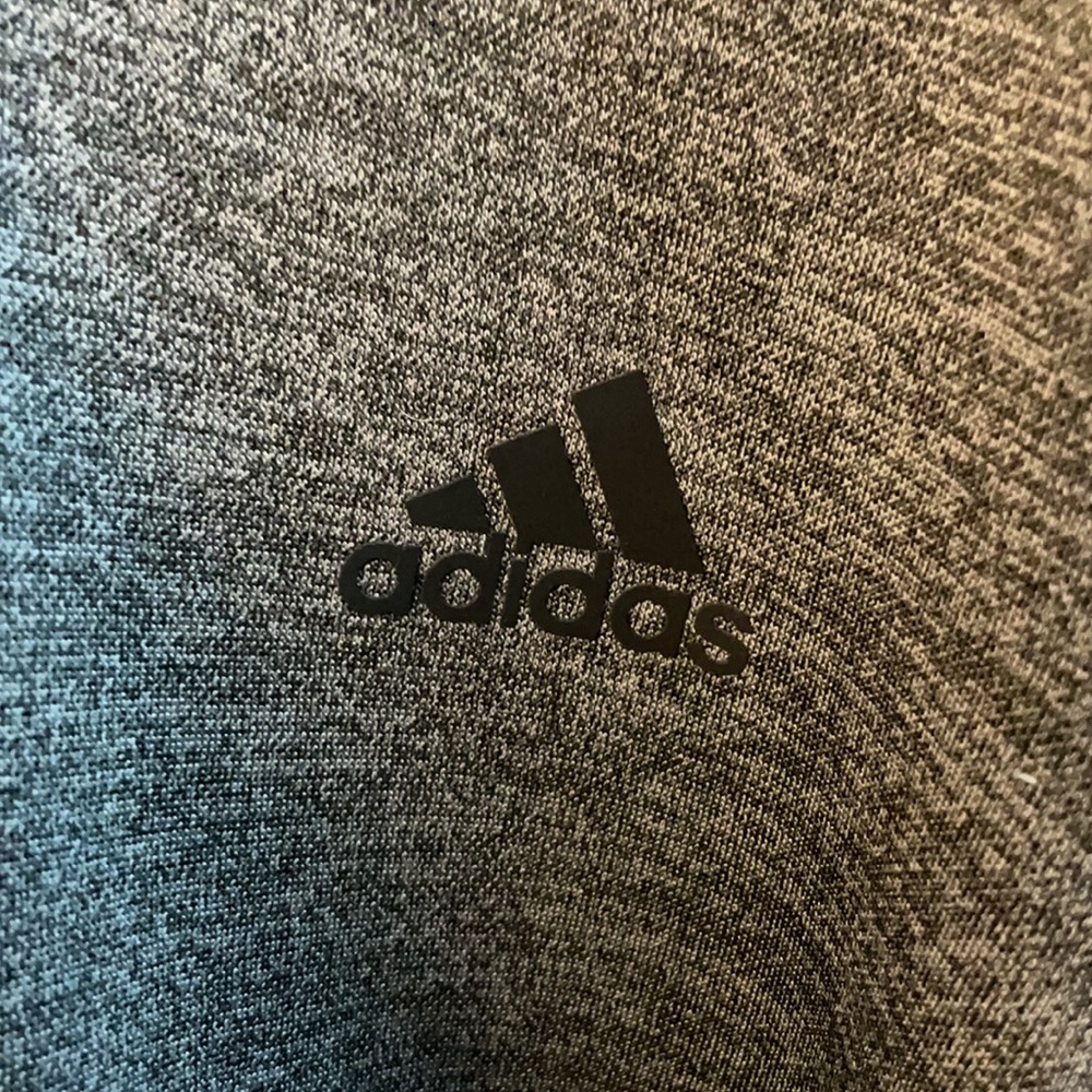 Adidas Sweatshirt Boys XL - Picture 2 of 5